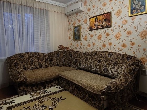 Продам 3х кімнатну чешку,поліклініка. Марганец