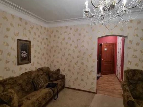 Власник 3 кімнатна, 66кв.м., центр Марганець 60км від Запоріжжя Марганец