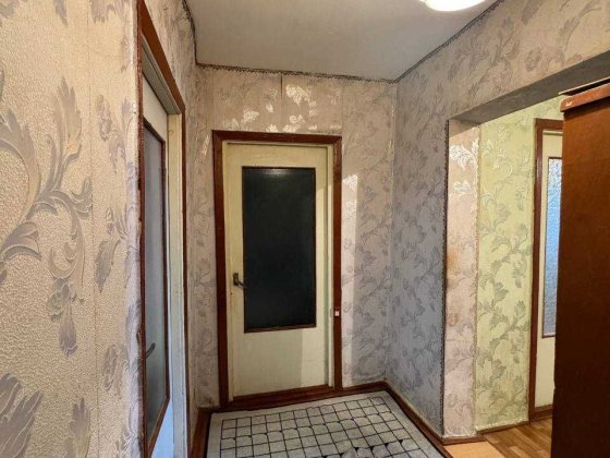 Продаж просторої 4 кім. квартири в Мукачево, мік-н Росвигово! Мукачево