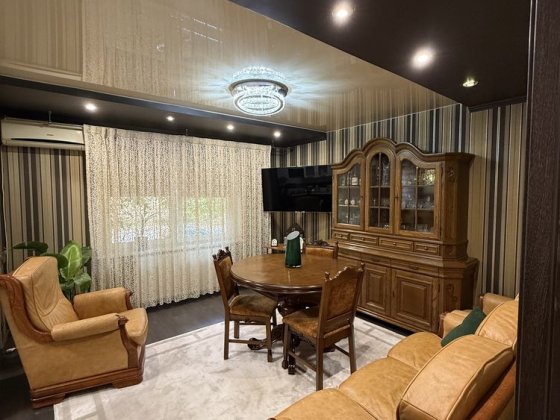 3-кімнатна квартира Росвигово (ВЛАСНИК), ремонт Мукачево