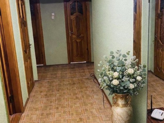 3-кімнатна квартира в центрі міста Нетішин