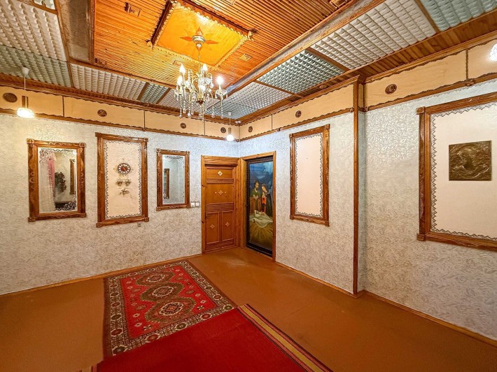 Продаж квартири 75 м2 на "стометрівці". Сталінка - фото 1