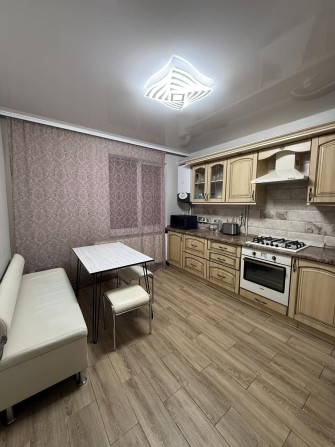 Продаж 3-кімнатна квартира р-н Росвигово - фото 1