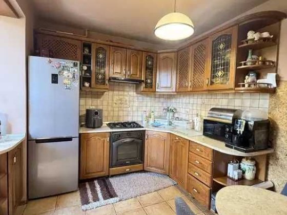 Продається 3х кімнатна квартира в Росвигові Мукачево