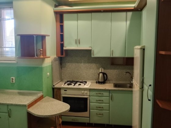 Продається 3 кімнатна квартира в центрі Мукачево