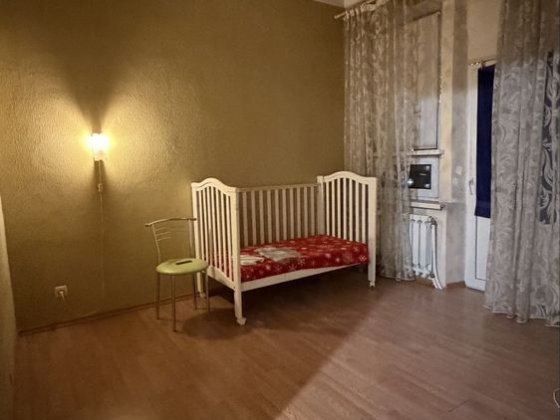 ПРОДАМ 1-кімнатну квартиру в центрі міста Самар