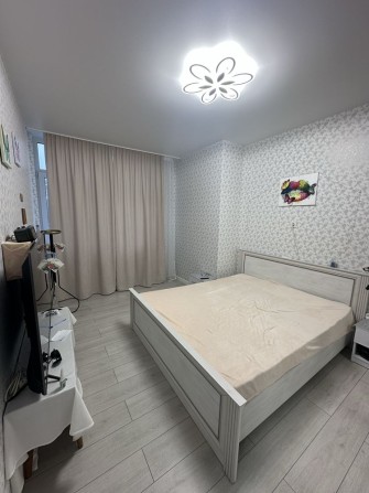 Продається 2 кімнатна  Новий будинок - фото 1