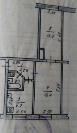 ТЕРМІНОВО! ДЕШЕВО продам 2-кімнатну квартиру. - фото 1