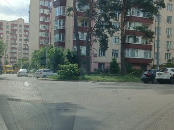 Продам   квартиру Обухів