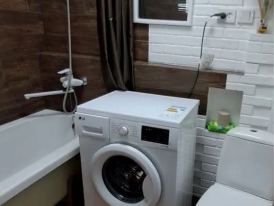 Продам 3 кімнатну квартиру в Мілеоративному