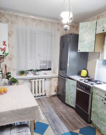 ПРОДАМ 2-кімнатну квартиру в м. Самар.

Квартира розташована на 7-му п - фото 1