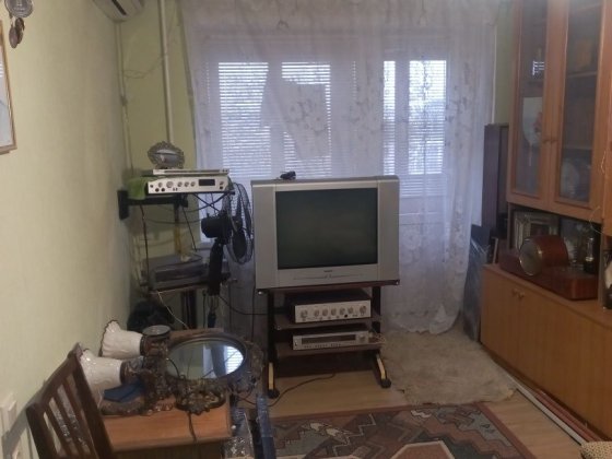 Продам однокімнатну  квартиру  з АО газ .В центрі міста. Самар