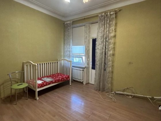 Продам 1 кімнатну квартиру в центрі міста Самар