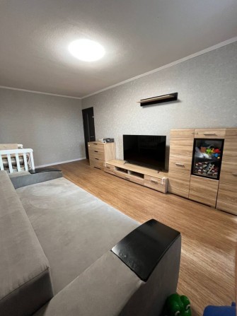 Продам 2-х комнатную квартиру - фото 1