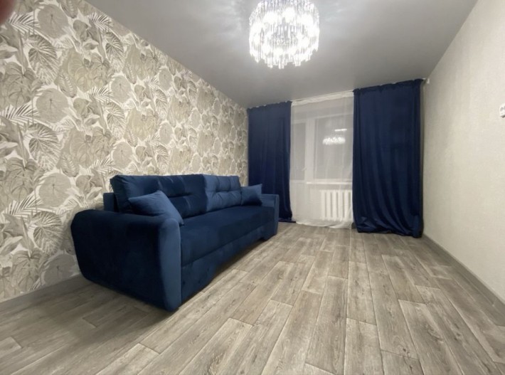 Продам 2х комн кв  с ремонтом - фото 1