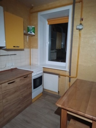 Продається 1-кімнатна квартира в районі 6-й школи на 2-й поверх - фото 1