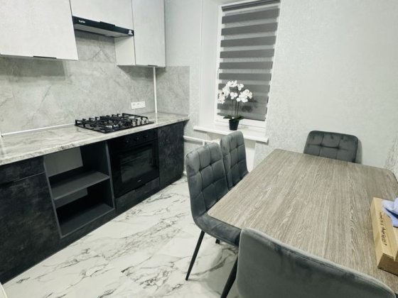 Продам 1 комнатную квартиру в центре города в кирпичном доме. Самар