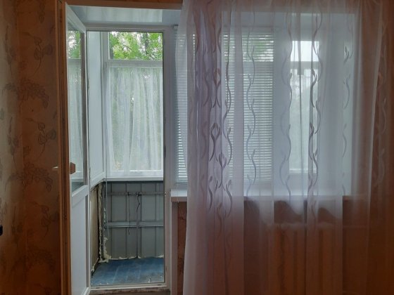 Продам 2 комн.квартиру или здам Павлоград