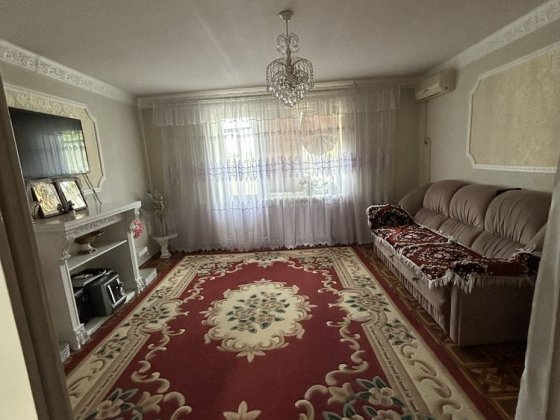 Продам 4 кімнату кавртиру в центрі міста. Самар