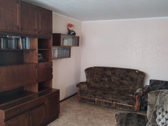 Продам  2 комн. квартиру в центре Павлоград