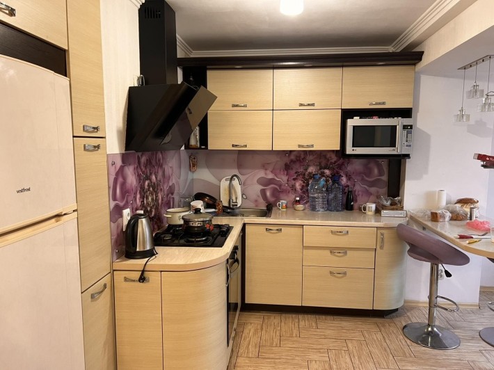 Продаж двокімнатної квартири м.Самар - фото 1