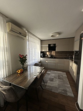 Продается 3-комнатная квартира - фото 1