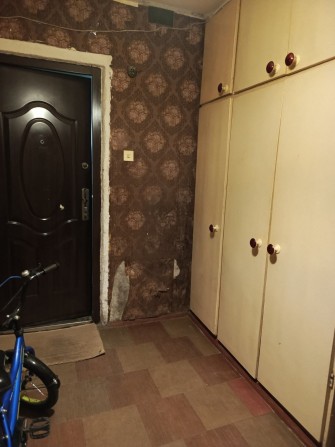 Продам 3-х комнатную квартиру - фото 1