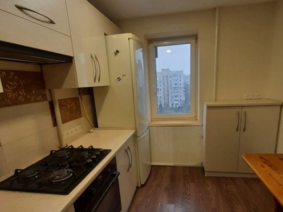 Продам 2 кім квартиру  р- н Сільпо Самар