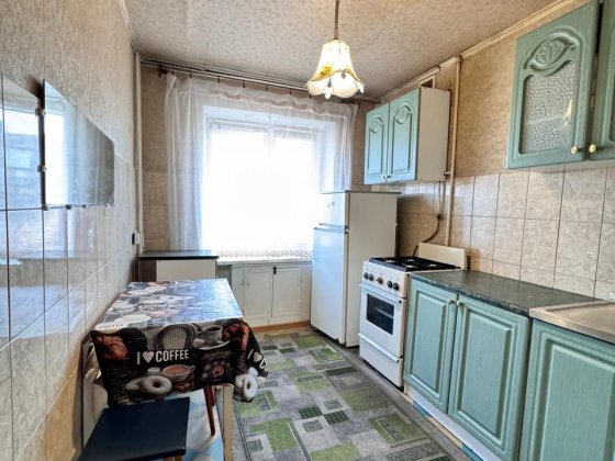 Продам трёхкомнатную квартиру в центре города. Самар