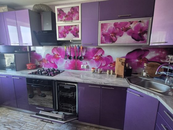 Продам 4 ком квартиру в центре города Самар