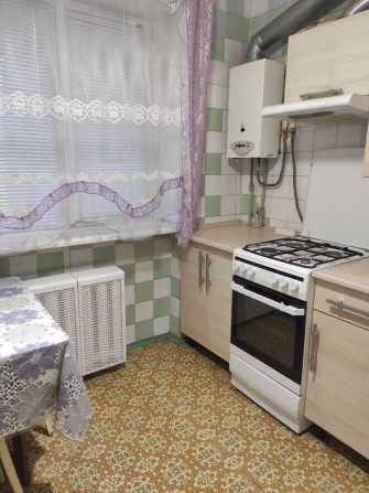 Продам 2 кімнатну квартиру в самому центрі - фото 1