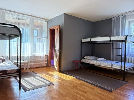 Затишна 1-кімнатна квартира в тихому центрі Сміла