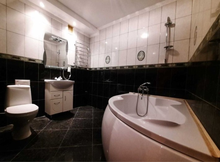 Продаж 3ох кімн. кв. - фото 1