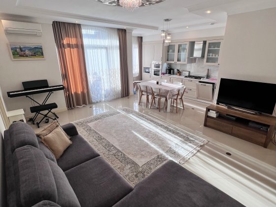 Преміальна видова 3-к. квартира з дизайнерським ремонтом | 121 м² Трускавец