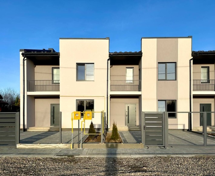 Продаж цегляний новозбудований котедж в м. Стрий - фото 1