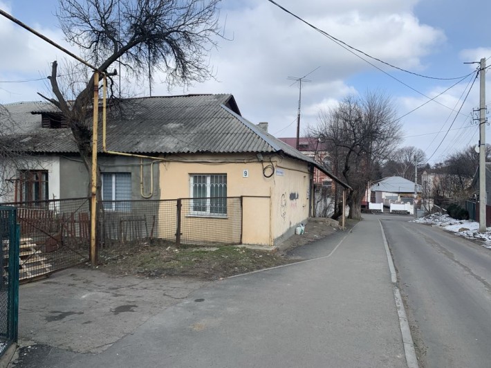 Продам квартиру в центрі міста  Умань - фото 1