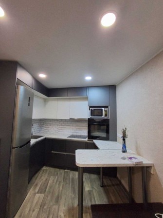 Продам 2-кімнатну квартиру в центрі м.Фастів, Київської обл - фото 1