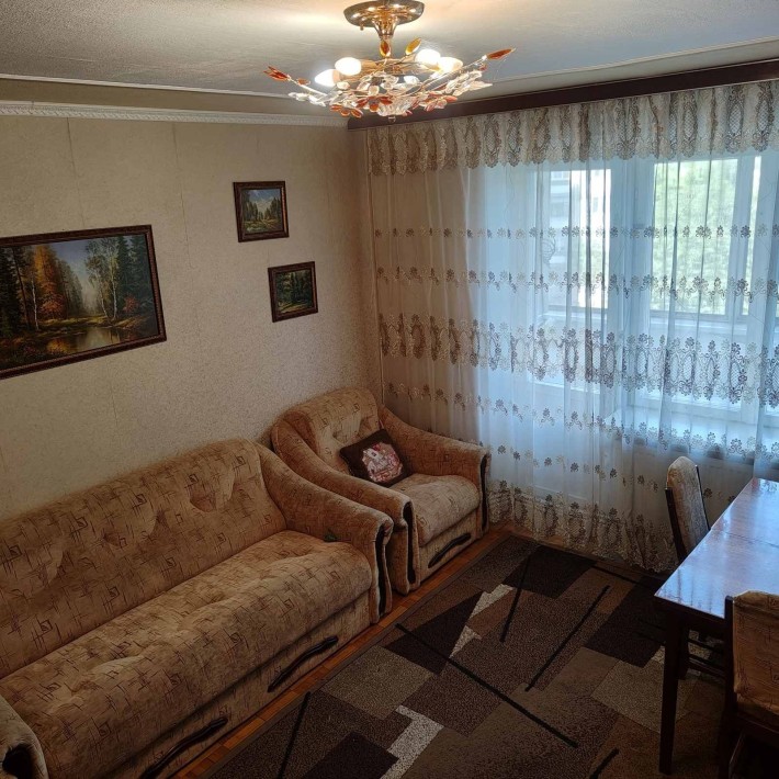 Продам 3 -х кімнатну квартиру в центрі міста - фото 1