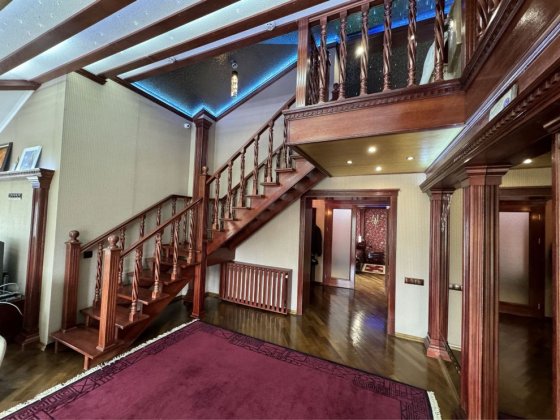 Продам дворівневу квартиру у центрі м. Трускавець 2 хв до бювету Трускавець