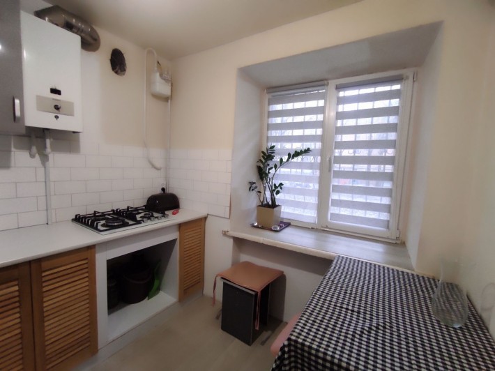 Продаж 1-к квартира Виставка, вулиця Проспект Миру - фото 1