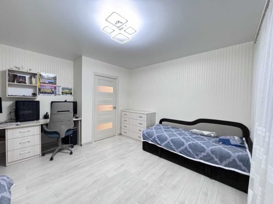 Продаж 2к квартири з ремонтом ОЗЕРНА ID 7820 Хмельницкий