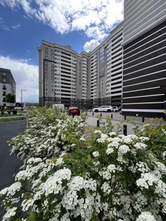 Продаж квартири під комерцію / житлову 1 поверх Зарічанська Над Бугом - фото 1