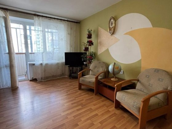 Продається трикімнатна квартира Шептицкий