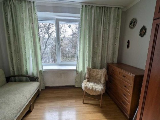 Продам 3-х кімнатну квартиру Шептицький