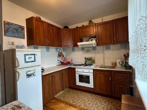 Продаж 4 кімнатної квартири Шептицкий