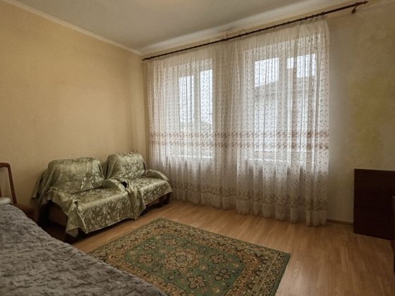 Продається двокімнатна квартира Шептицкий