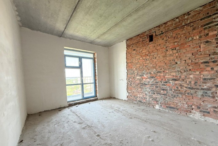 Простора 2к видовий поверх. Двір закритий, багато паркомісць 39197 - фото 1