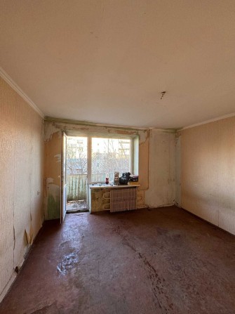 Продам 1-кімнатну квартиру ПІД РЕМОНТ, ЗаготЗерно, вулиця Повстанська - фото 1