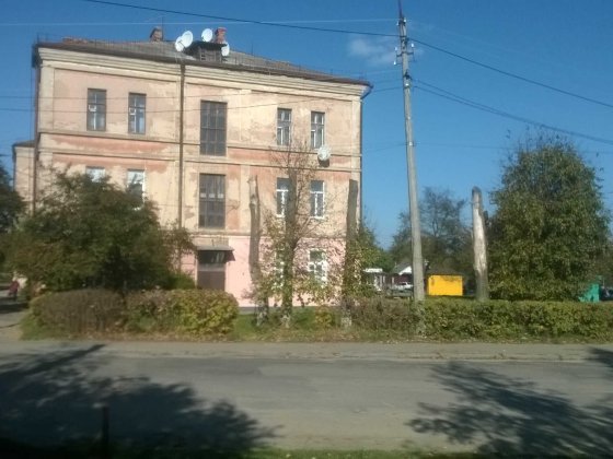 Продам 2-х кімнатну квартиру  р-н 4ї школи. Шепетовка