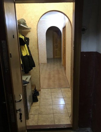 Продам 3-х кімнатну квартиру - фото 1